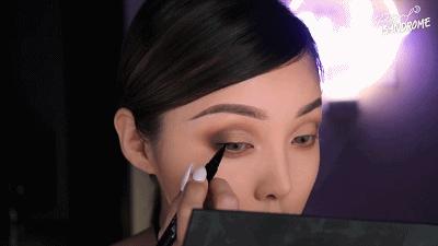 厚嘴唇怎么化好看的妆,小眼睛厚嘴唇适合什么风格的妆