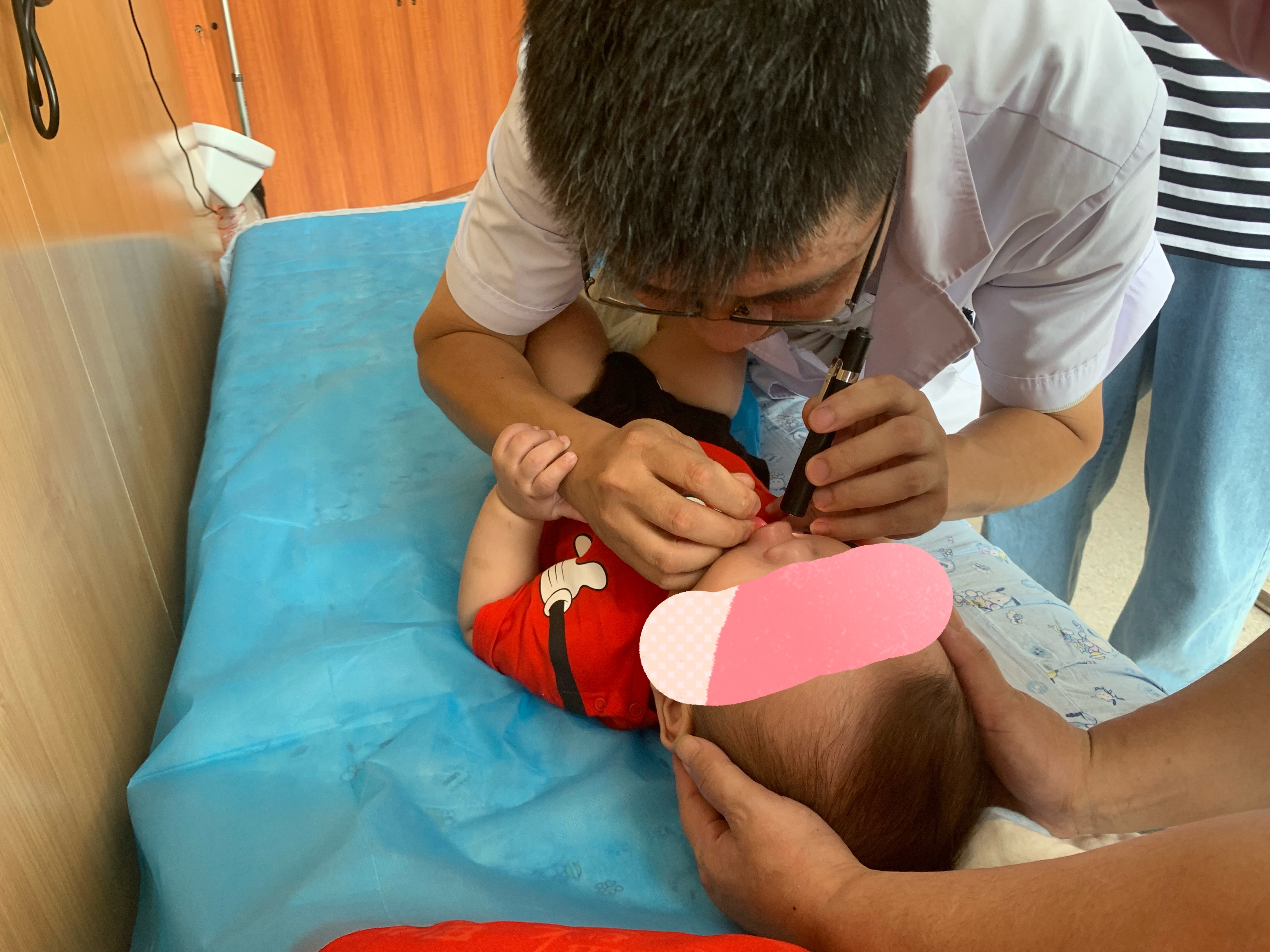 「雪口病」宝宝嘴里有“棉絮”,根本擦不掉