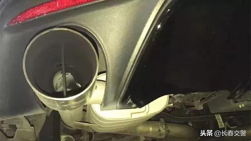 8辆宝马被抓,惹众怒的宝马被抓