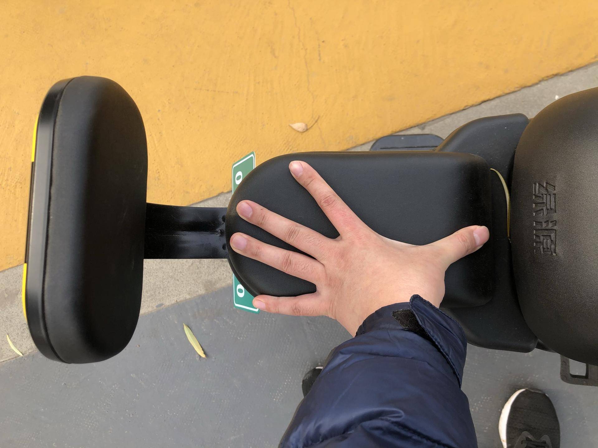 新国标电车锂电池哪家好,电动车新国标锂电池还是铅酸