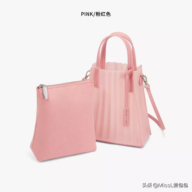 天热了买件衣服,天热了该买什么衣服呀