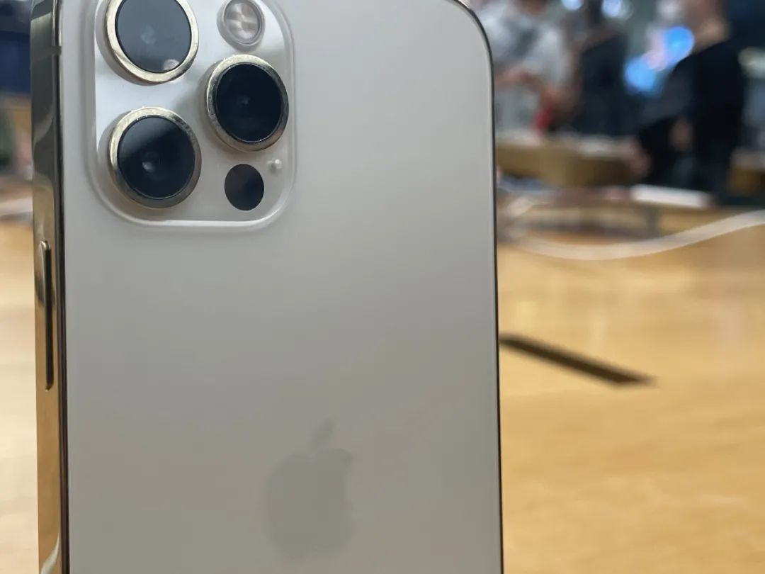 苹果店喊话,喊话苹果店