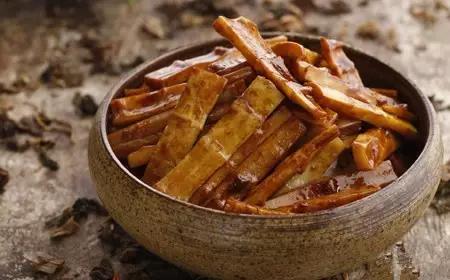 今日惊蛰，你离春天，可能就差这一口江南春笋了