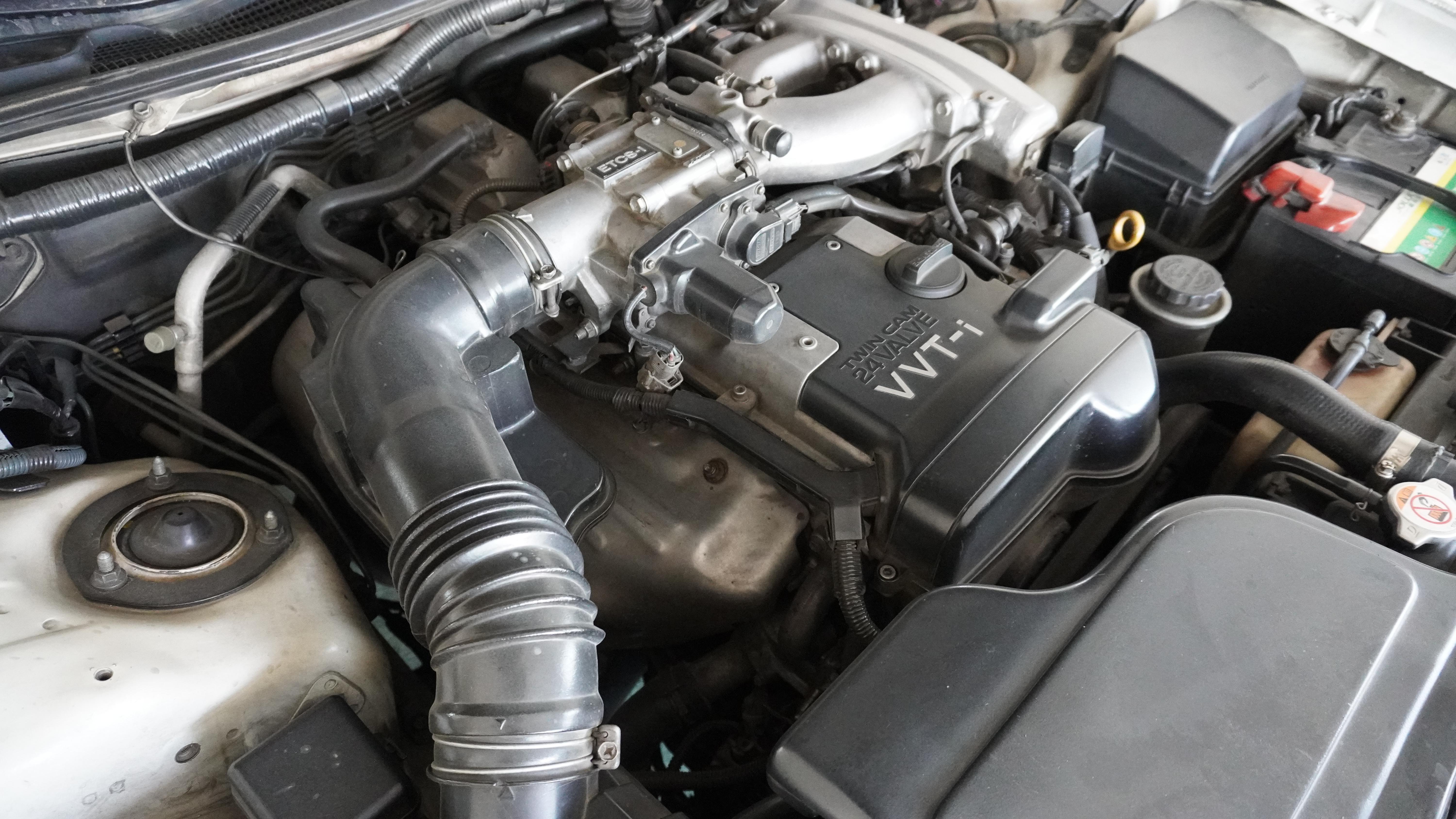 一个懂你的老友,2018款日本试驾丰田皇冠第15代