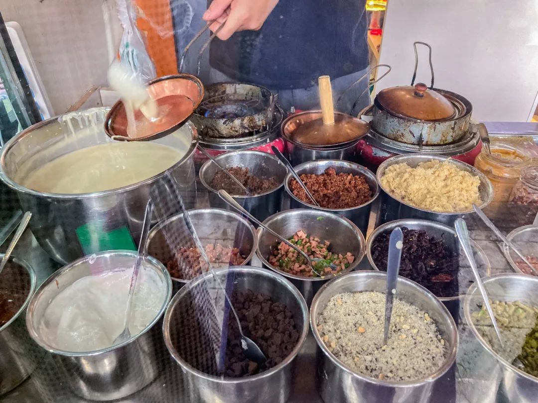 成都美食游最佳攻略,在成都不吃辣应该怎么享受美食