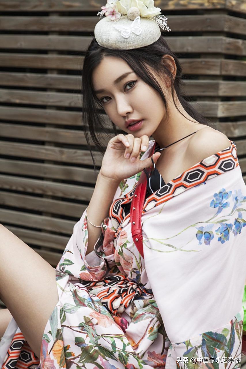 王晶童菲的身材,童菲吻戏的视频