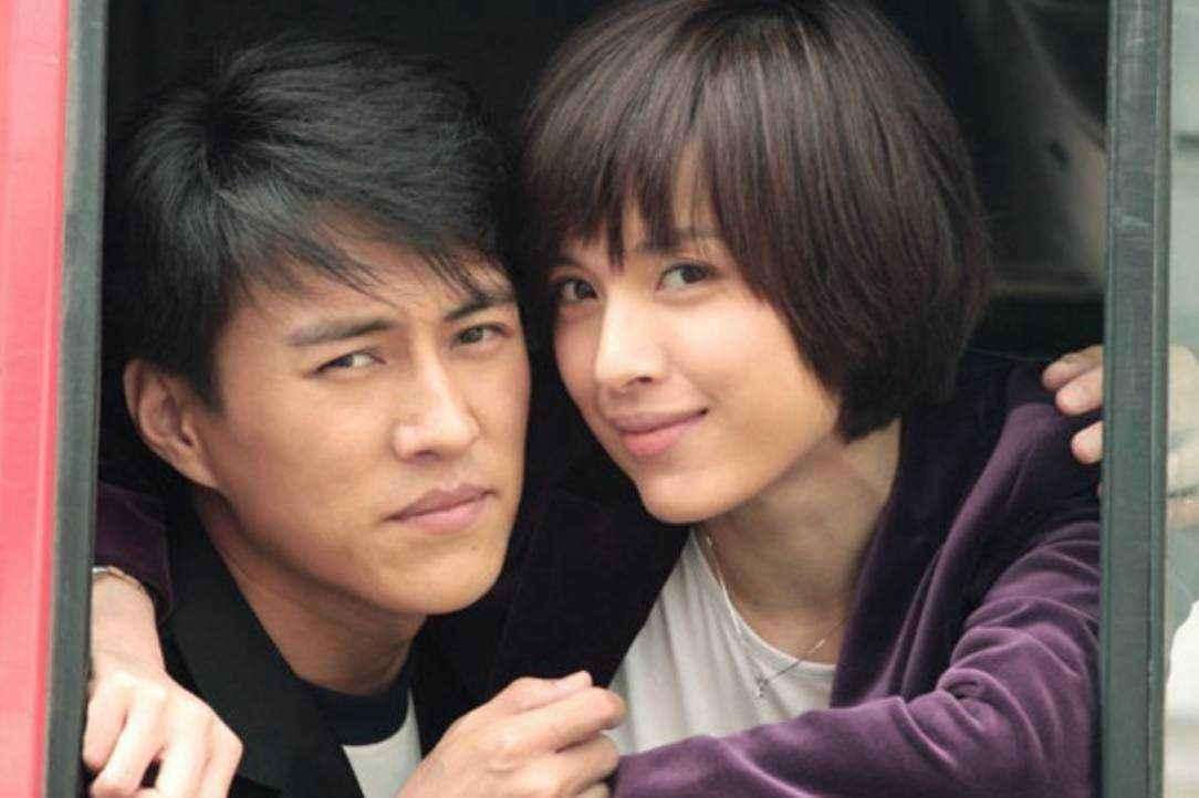 靳东和江珊真的同居过5年吗,靳东与离过婚的江珊