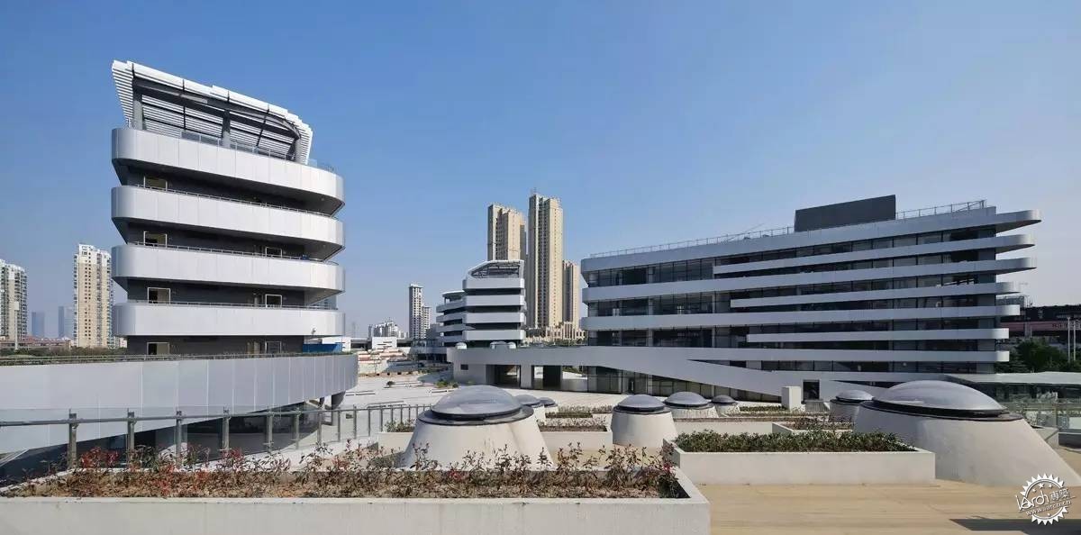 中国十大最美学校你都知道哪一些,中国最美八大中学