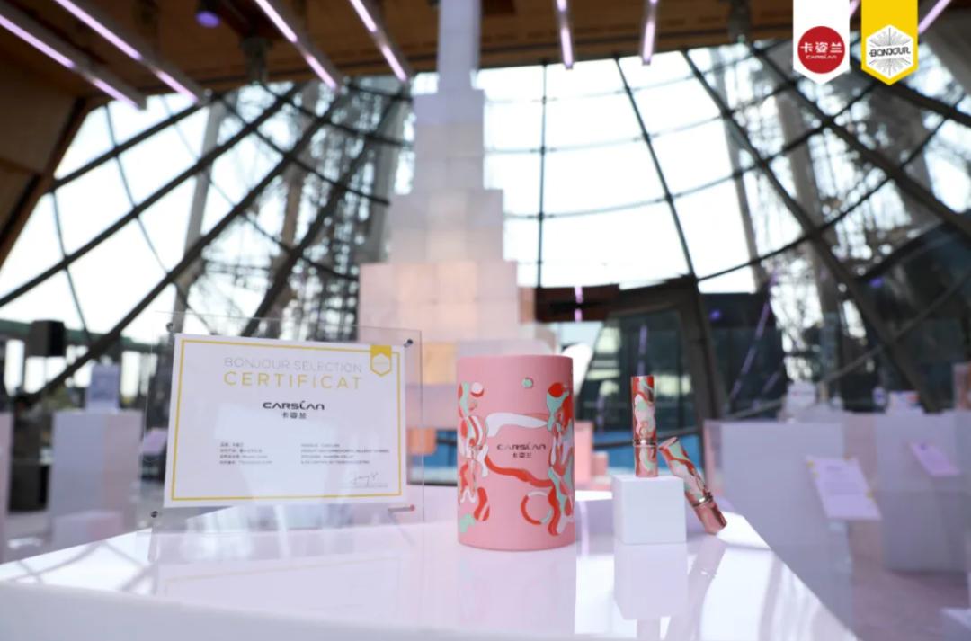 从曾经的时代符号到当下的彩妆热宠,卡姿兰手握怎样的常青密码?