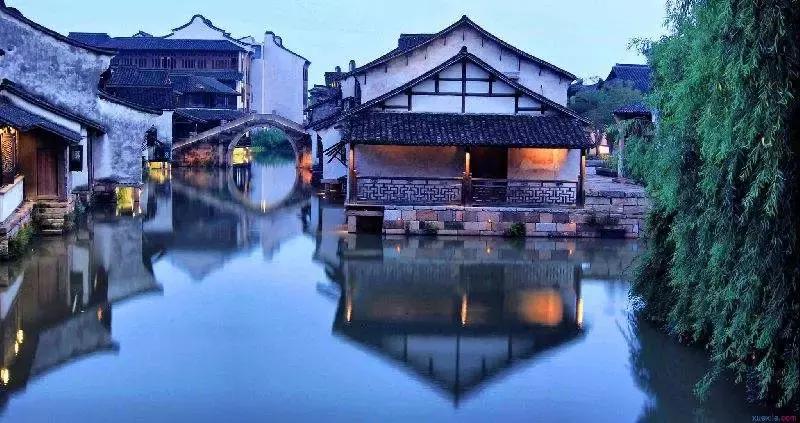 涔屾潙鍙戝睍缁忛獙,涔屾潙骞存帴寰呮父瀹㈤噺