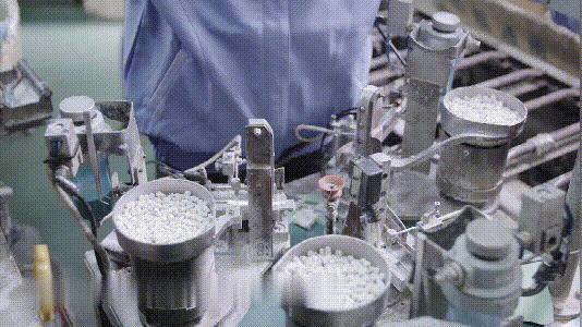 热水瓶什么材质的内胆保温时间长,热水瓶内胆能较好地保温是为什么