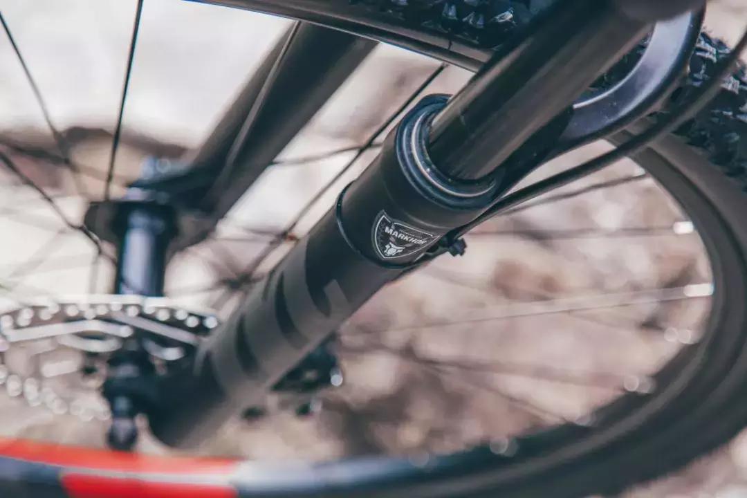 骑上马做自己的骑士,骑上最帅的车做最靓的仔