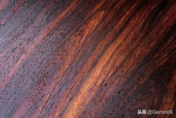 怎么分辨黄花梨手串真假,黄花梨怎么分辨真假