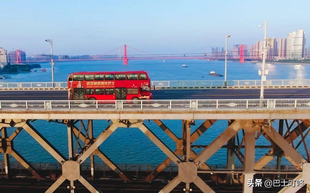 武汉双层巴士历史,武汉大批量购买双层巴士
