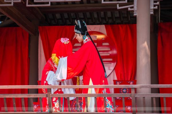 绍兴东湖最好的景点,最美西湖春色