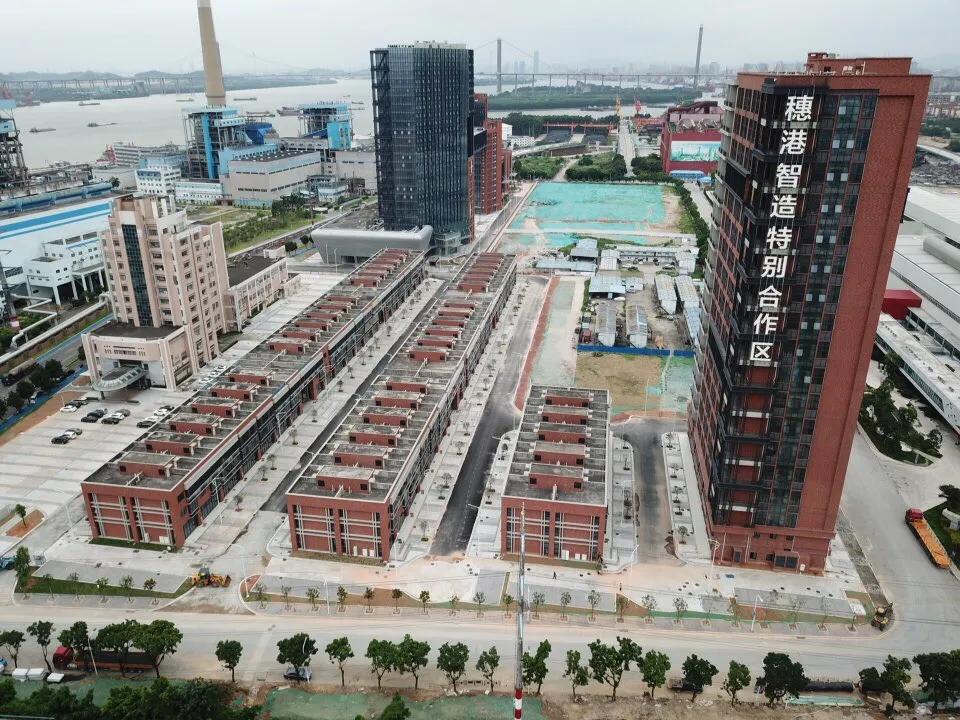 涓夊潡澶чゼ,涓夊紶澶чゼ