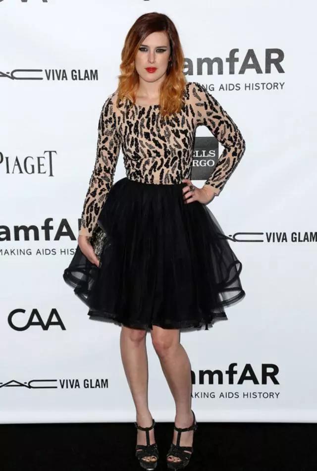 夏季胯宽屁股大穿什么衣服显瘦,夏天来了胖女生穿什么裙子好看