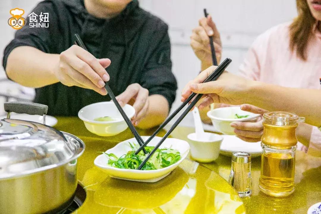 10年，它凭一锅清水，成为边炉界一霸！