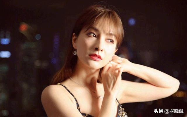 吴昕直播400元t恤原视频,吴昕直播翻车视频