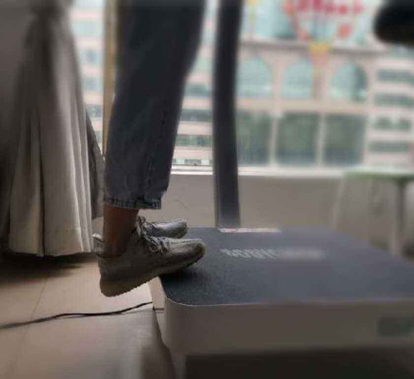 脚跟痛怎么办最快最有效的办法,脚跟痛一招教你解决