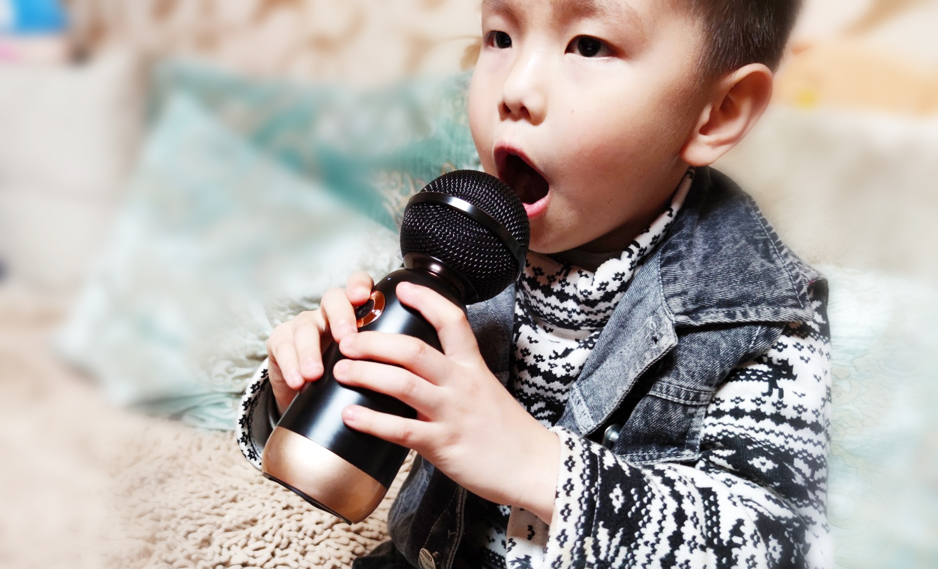 五音不全的唱歌发声技巧,五音不全的怎么用气息唱歌