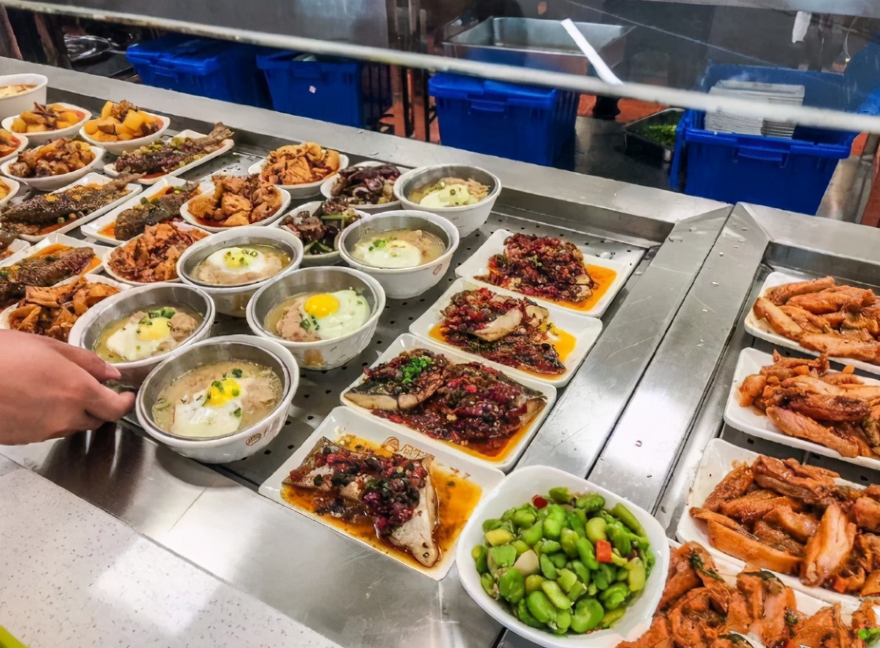 华为员工食堂都吃什么,华为公司食堂工作餐