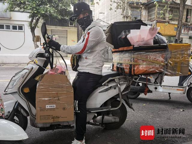 520外卖鲜花生意,520外卖小哥送花跑了两小时