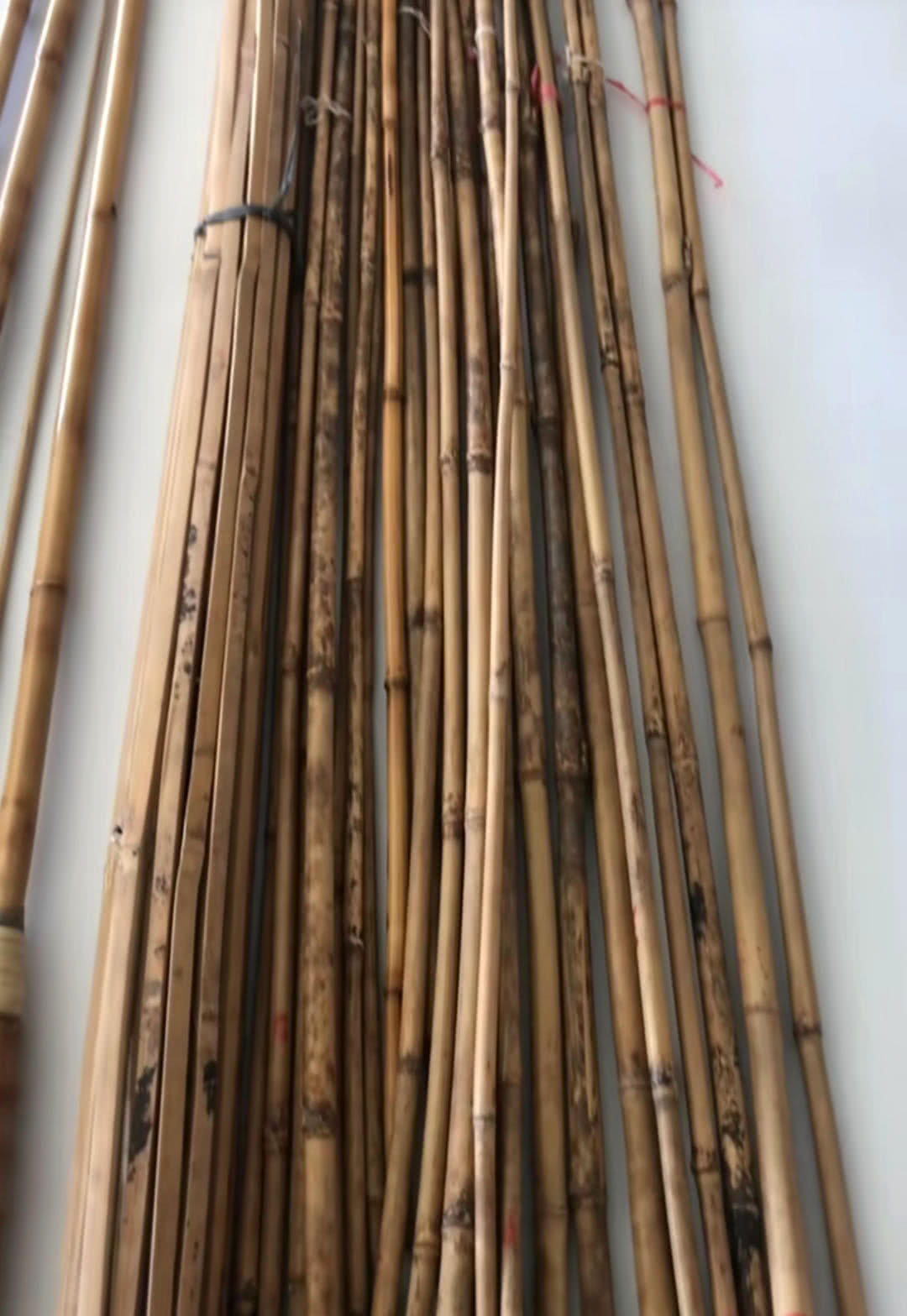 自己动手制作竹竿钓鱼,如何制作简易竹竿钓鱼