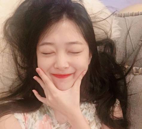 香港雪莉原生家庭,雪莉原生家庭怎么样