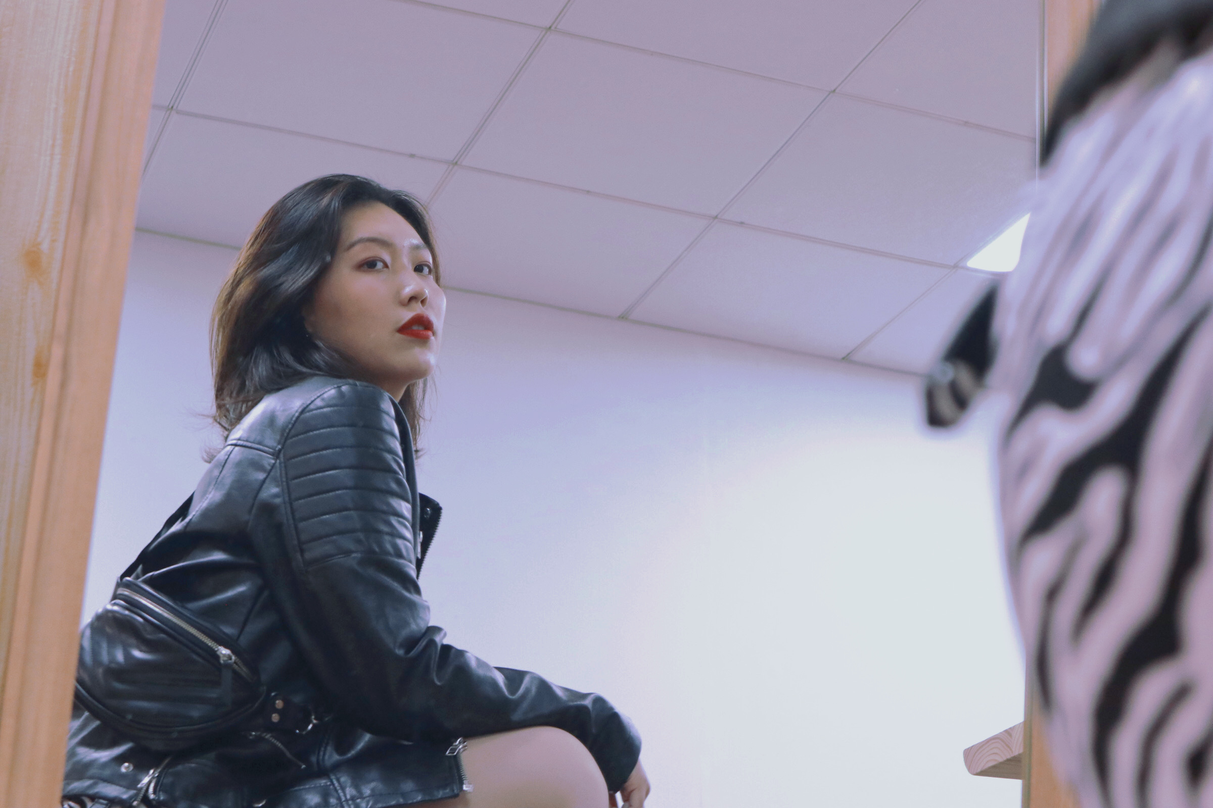 冬天穿光腿神器会对身体不好吗,冬天穿光腿神器好看吗