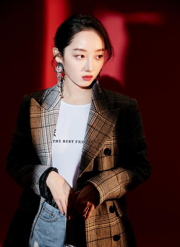 除了蒋梦婕,吴昕在闲鱼卖的产品价格很实惠,但同样遭到网友吐槽