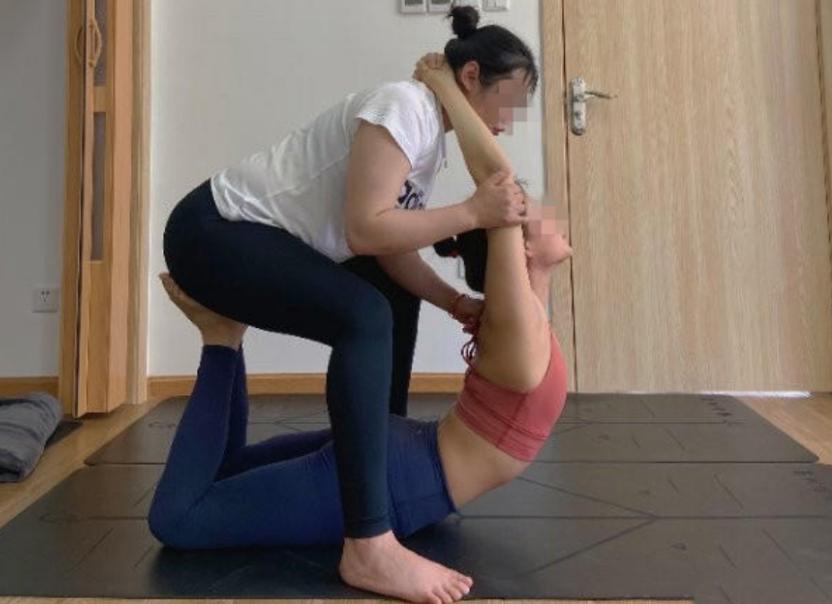 瑜伽拉伸时突然一阵剧痛，女子索赔20万，丈夫：家里没有经济来源