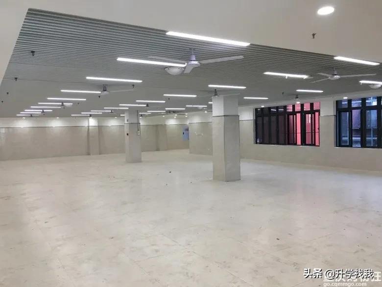 重庆探校|还有12天开学，我去逛了一圈新修的石子山学校