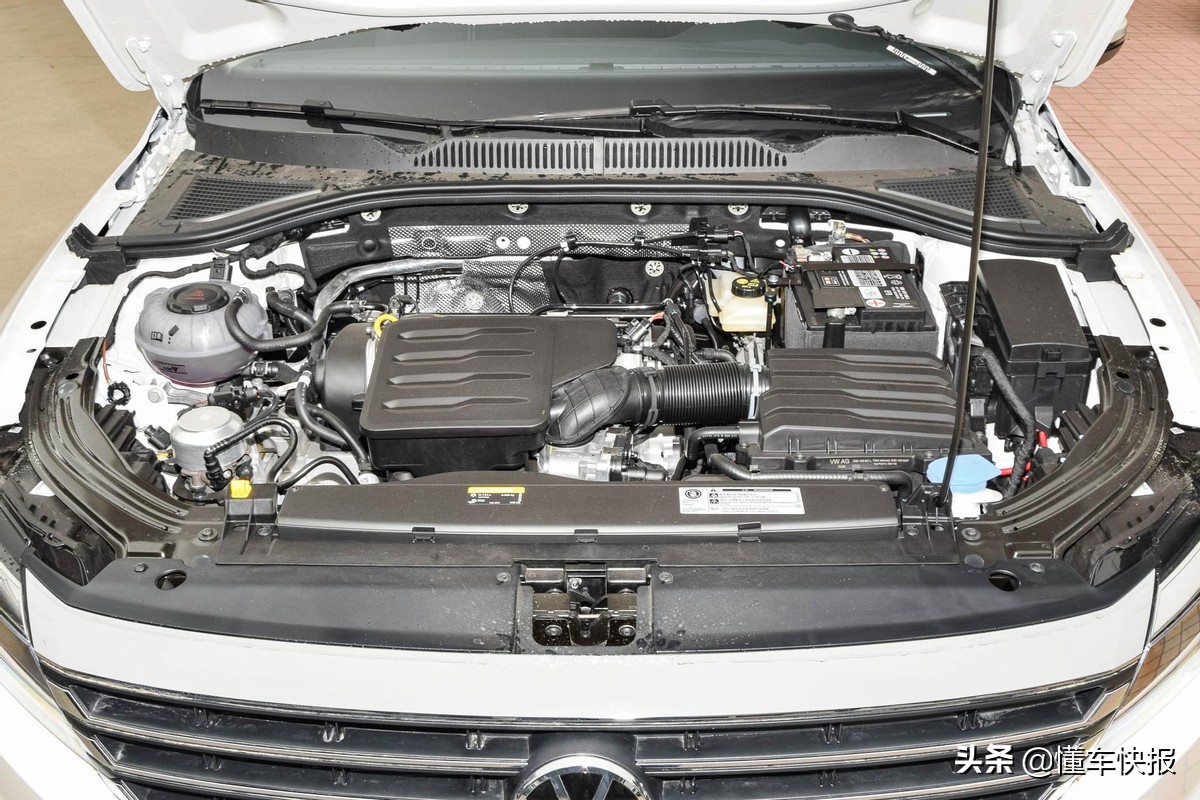 15款朗逸1.6二手车对比2017款福睿斯,福特福睿斯和大众朗逸谁的价格高