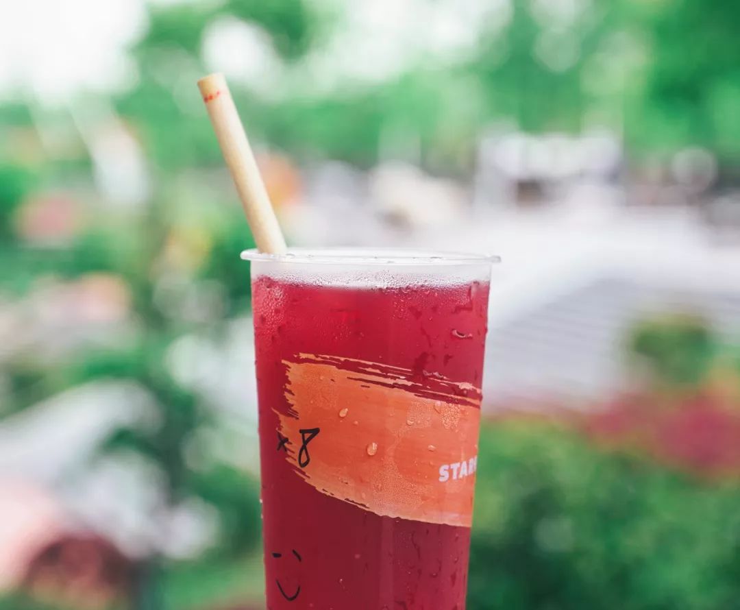 星巴克回归饮品被吐槽,星巴克推出八种饮品吐槽