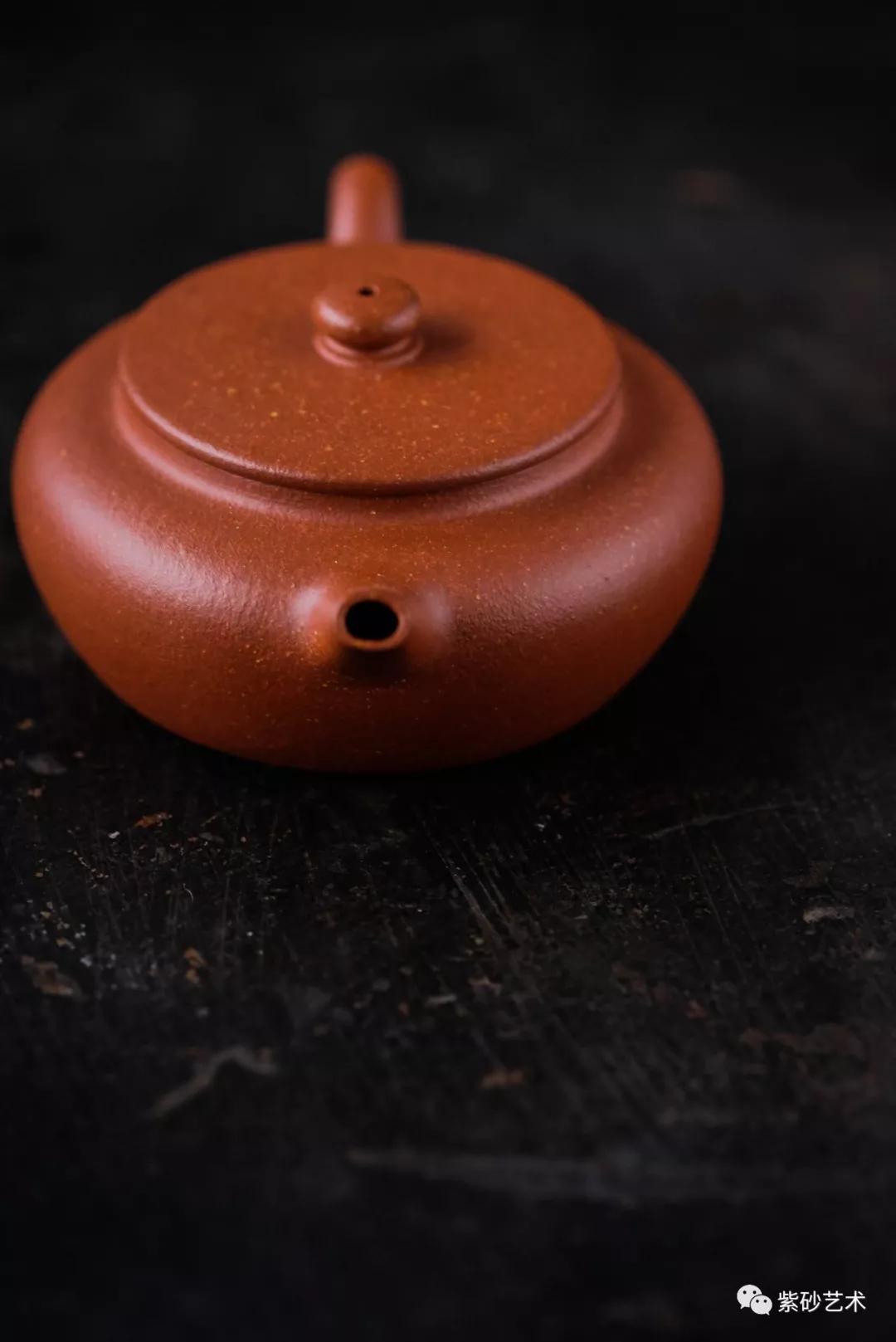 紫砂壶换另外一种茶叶怎么办,泡了一年的紫砂壶还能换茶吗