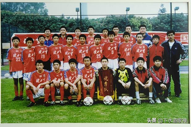 中国足球对韩国张效瑞表现,中国足球教练张效瑞