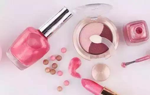 脸上用高端化妆品真的管用吗,美容整形医生不会告诉你的秘密