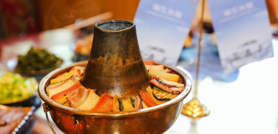 重走长征路夹金山,夹金山重走长征路在哪里