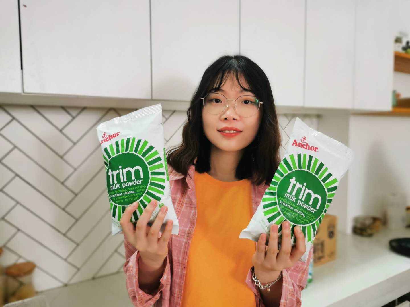 新西兰安佳脱脂奶粉怎么样,安佳脱脂奶粉与蓝胖子奶粉