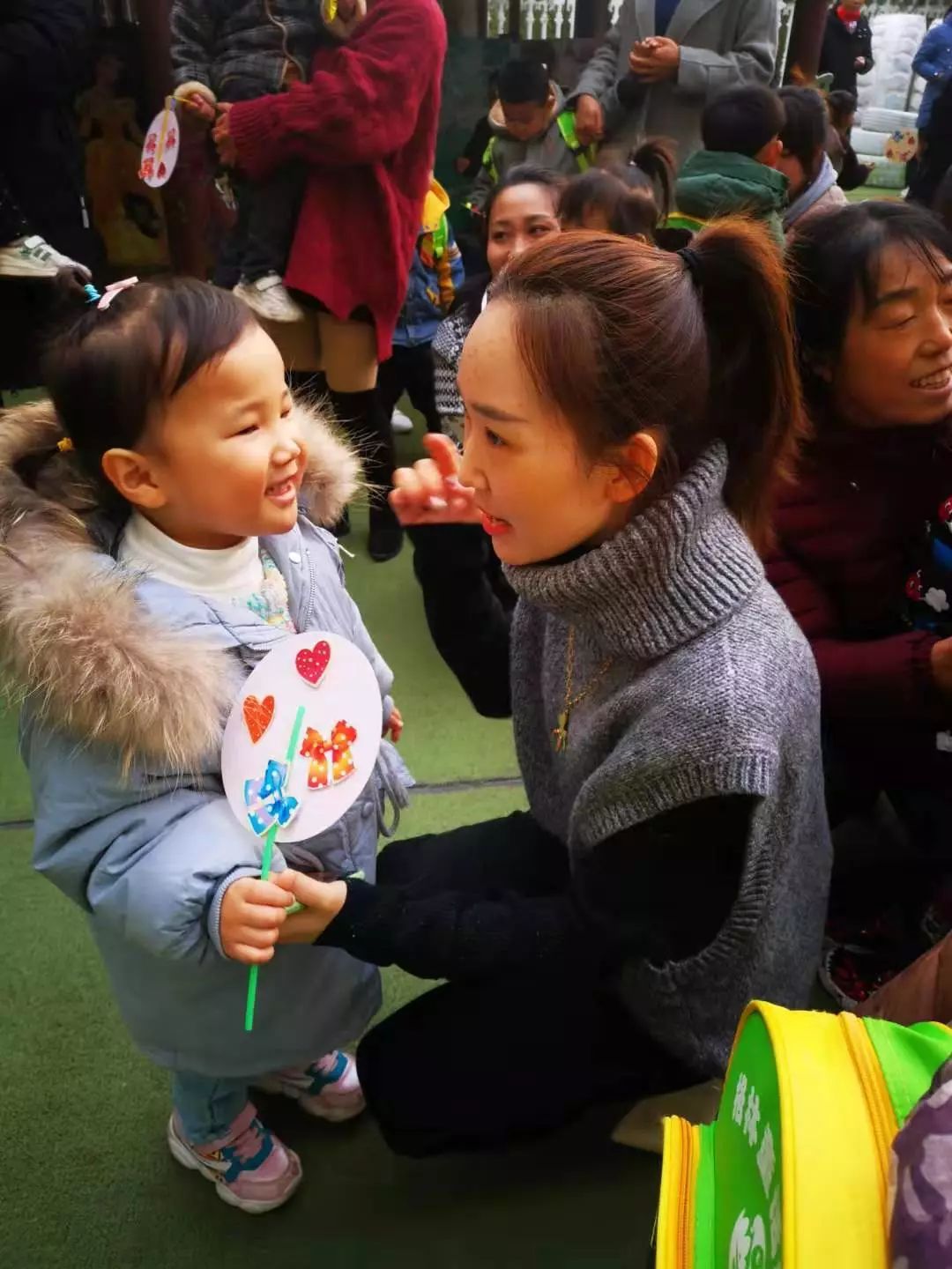 格林童话礼仪幼儿园,幼儿园感恩节特色活动美篇