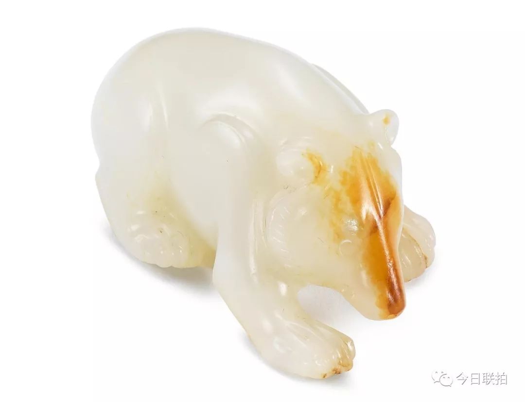 一只白玉小熊卖了670万，人家靠的是颜值！