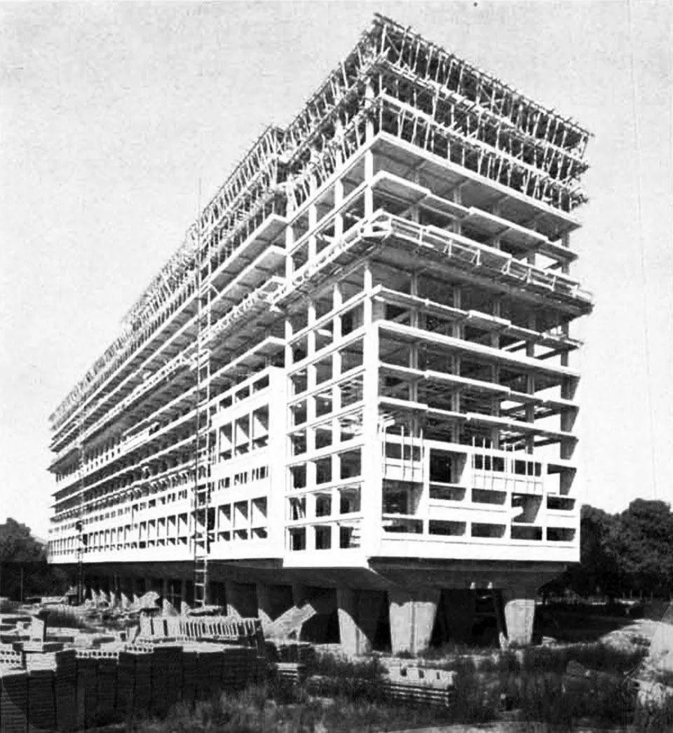 跟着ins最有品味男孩Jacquemus，去法国南部流浪