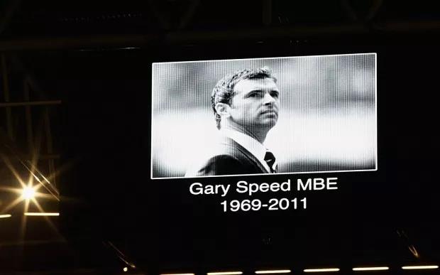 42岁时突然自缢，他未尽的梦想后来在欧洲杯被弟子实现