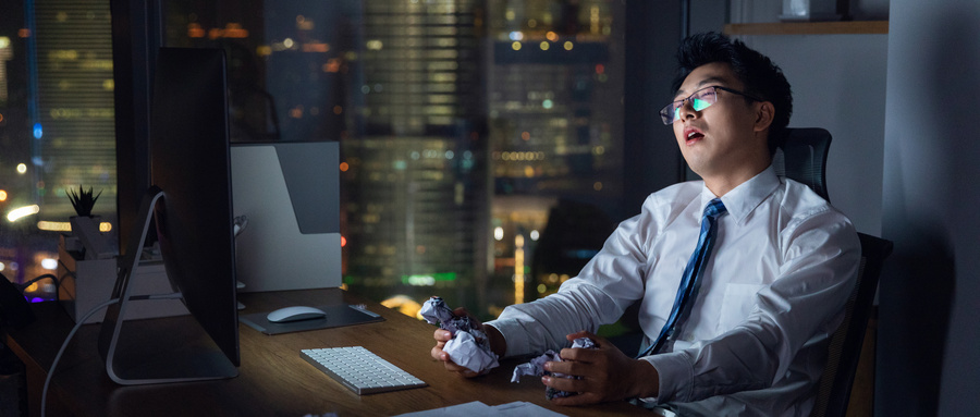 男性经常出现遗精,是体虚的表现,锻炼3种动作,帮你缓解回来