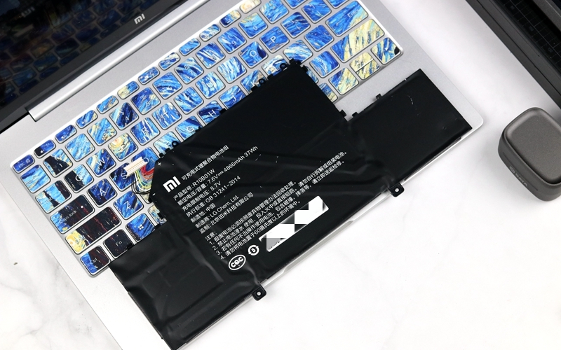 用了2年小米电池,用了四年的手机电池不耐用