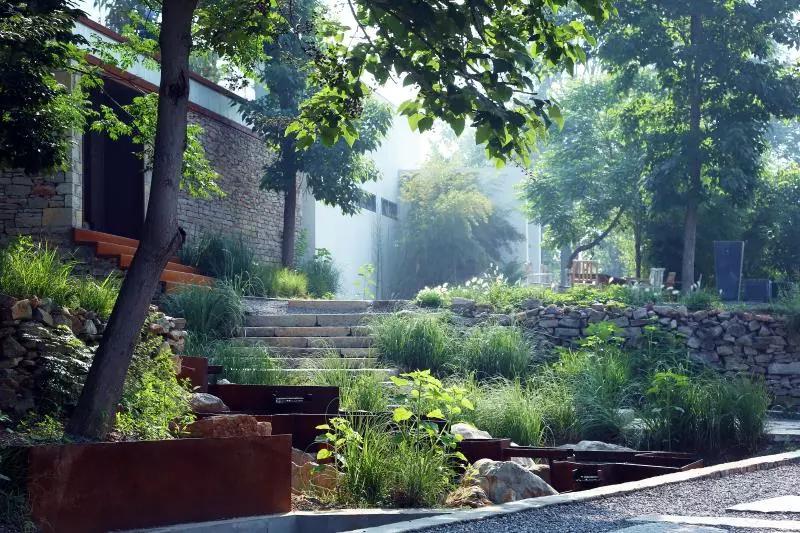 建设最美乡村图片,用泥土打造家园