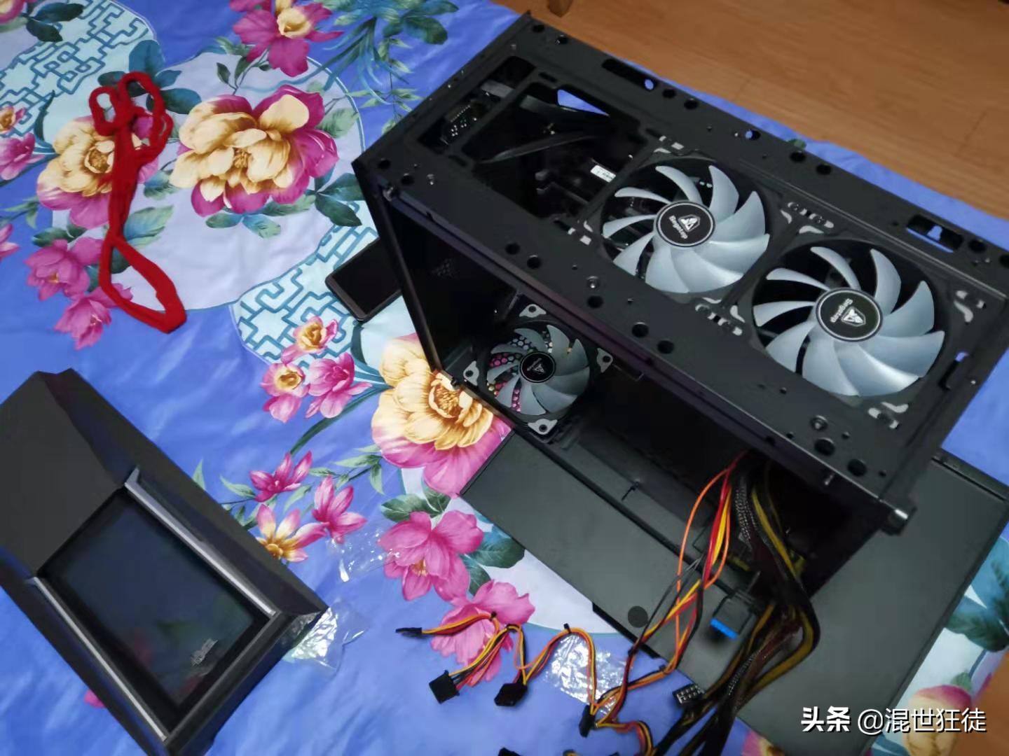 记录第一次开箱视频,第一次装机全过程