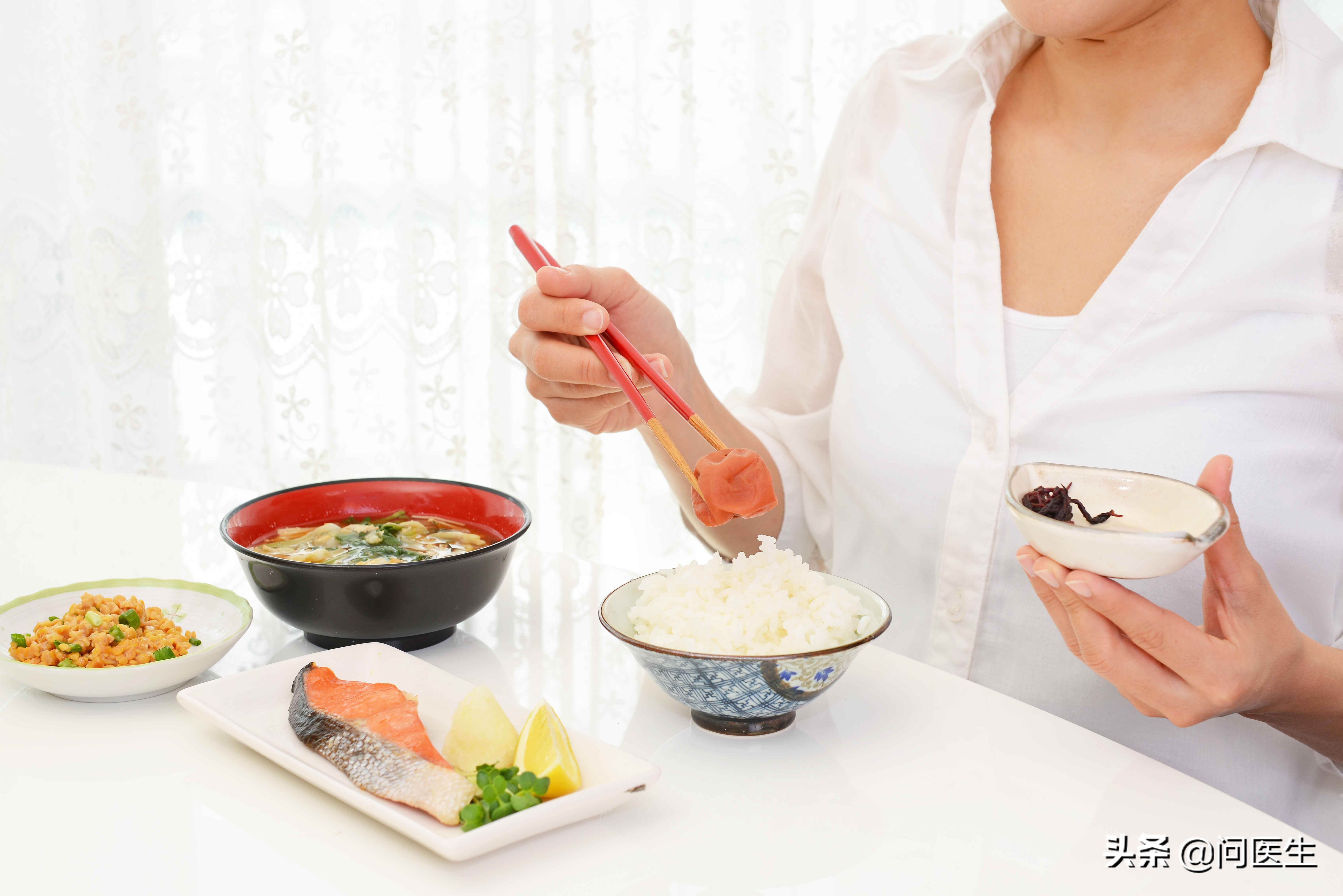 生完孩子肚子松弛皱巴巴怎么减,产后肚子大肚腩怎么变紧致