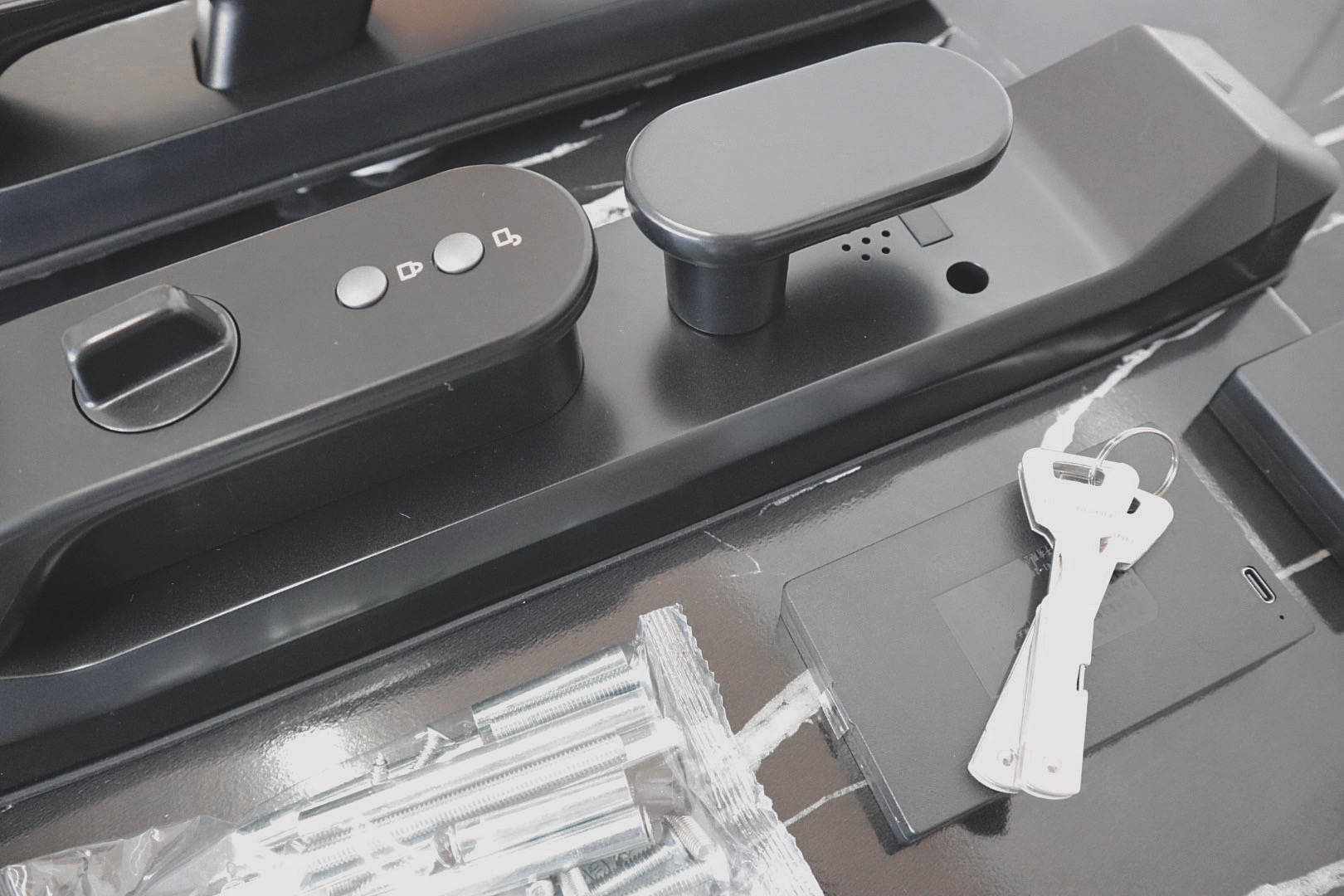 老房门锁更换,老房改造日记